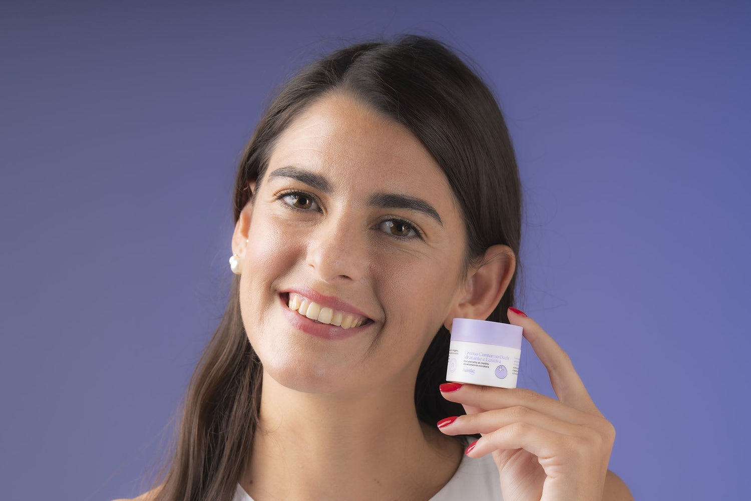 Crema contorno occhi: cos’è, a cosa serve e come scegliere quella giusta per te